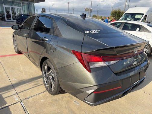 2025 Hyundai ELANTRA Sport