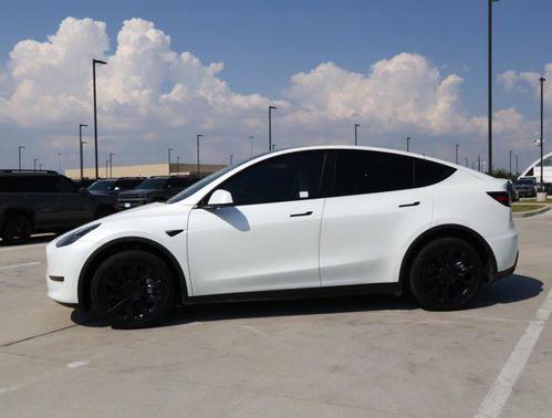 2023 Tesla Model Y Long Range Dual Motor All-Wheel Drive