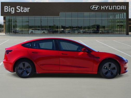 2022 Tesla Model 3 Standard Range