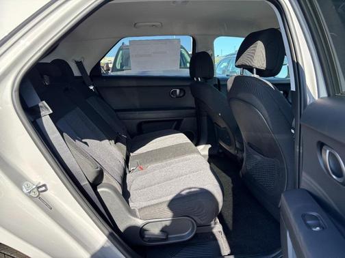 2026 Hyundai IONIQ 5 SE Standard Range