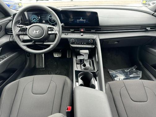 2026 Hyundai ELANTRA HEV SEL Sport