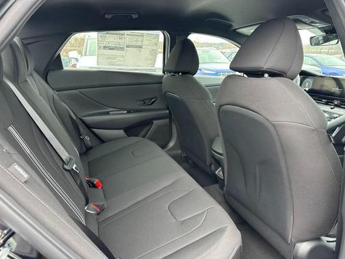 2026 Hyundai ELANTRA HEV SEL Sport