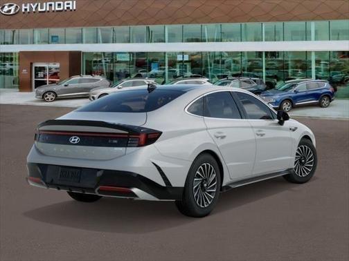 2026 Hyundai SONATA Hybrid SE