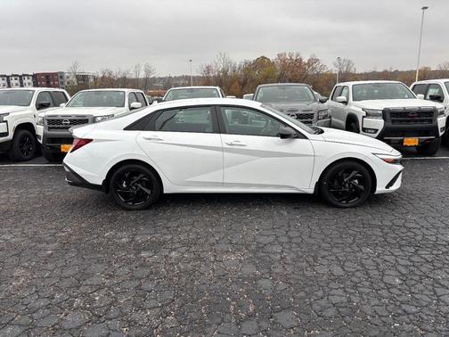 2026 Hyundai ELANTRA Sport