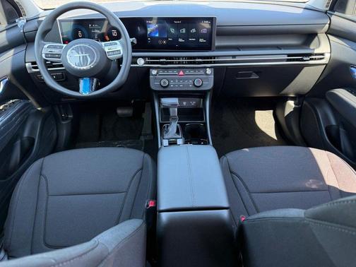 Serenity White Pearl 2026 Hyundai TUCSON SE