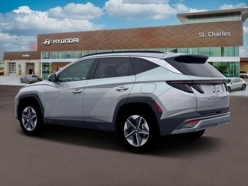 Shimmering Silver 2026 Hyundai TUCSON SEL Premium