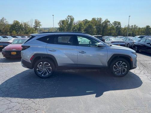 2025 Hyundai TUCSON Hybrid Limited