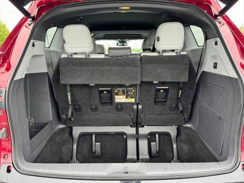 2021 Toyota Sienna XSE 7 Passenger
