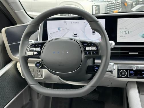2025 Hyundai IONIQ 6 SE