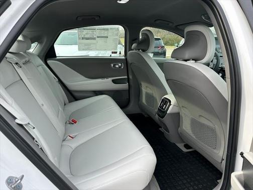 2025 Hyundai IONIQ 6 SE