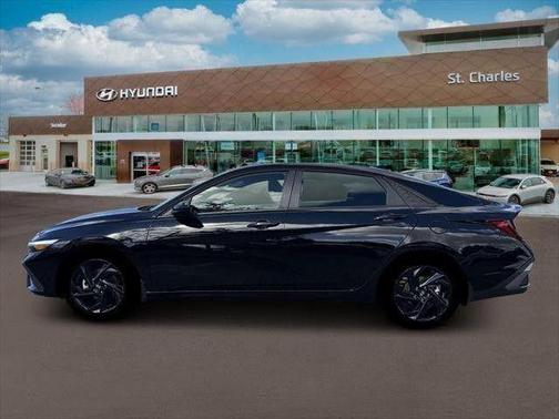 Abyss Black 2026 Hyundai ELANTRA Sport