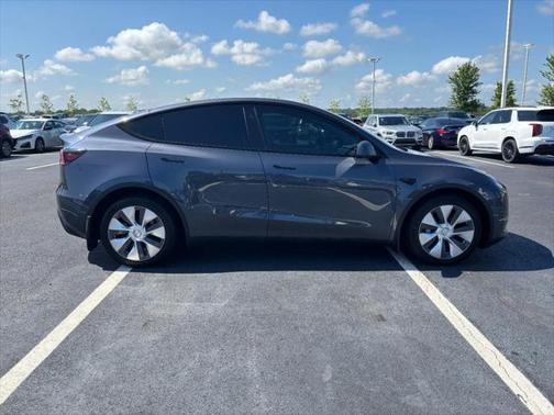 2023 Tesla Model Y Long Range Dual Motor All-Wheel Drive