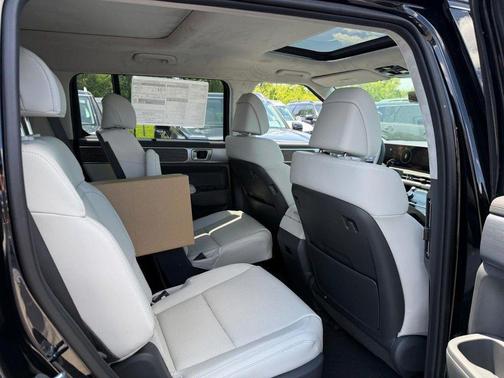 Phantom Black 2026 Hyundai SANTA FE HEV Calligraphy