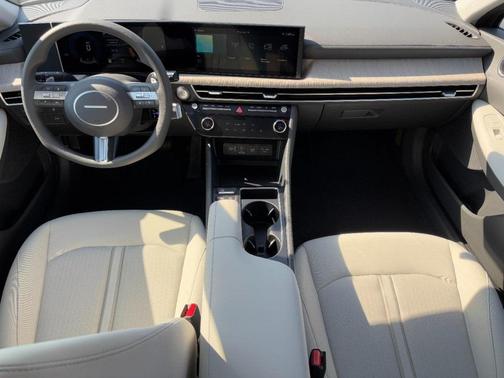 2026 Hyundai SONATA Hybrid Base