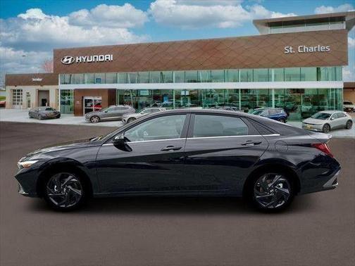 Abyss Black 2026 Hyundai ELANTRA Sport