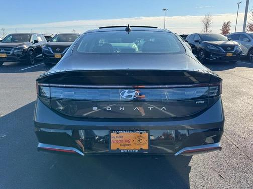 2024 Hyundai SONATA Hybrid Limited