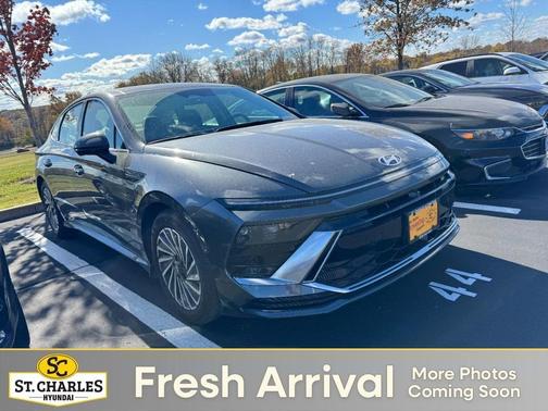 2024 Hyundai SONATA Hybrid Limited