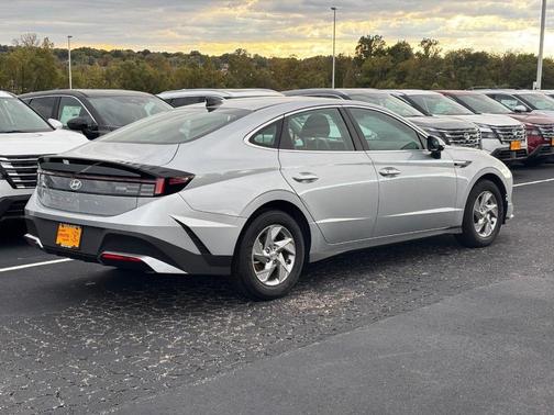 2026 Hyundai SONATA SE