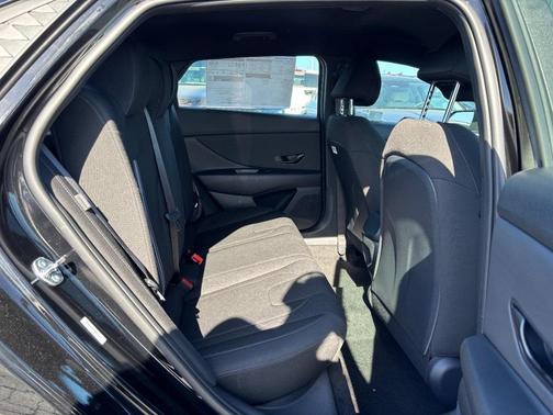 2026 Hyundai ELANTRA Sport