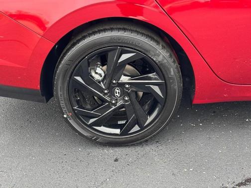 2026 Hyundai ELANTRA Sport