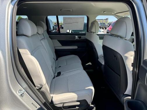 2025 Hyundai SANTA FE SE