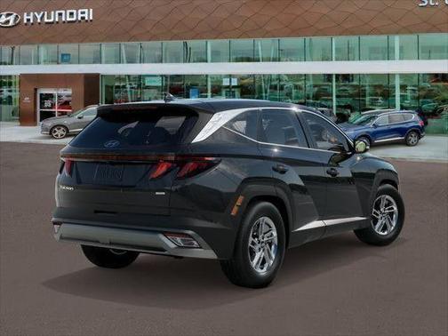 Phantom Black 2026 Hyundai TUCSON SE
