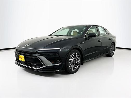 2024 Hyundai SONATA Hybrid Limited