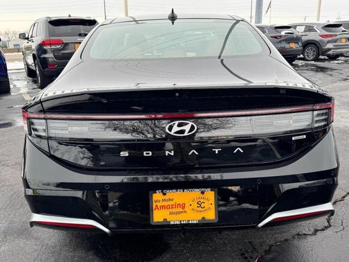 2024 Hyundai SONATA Hybrid Limited