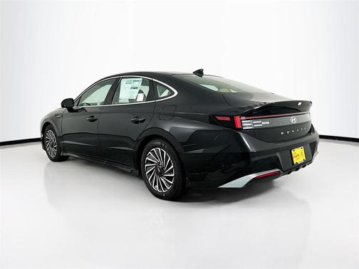 2024 Hyundai SONATA Hybrid Limited