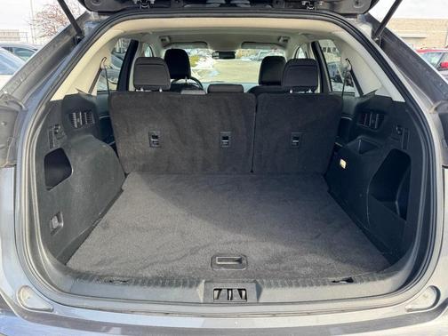 2021 Ford Edge SE