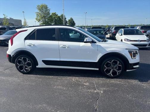 2023 Kia Niro Touring