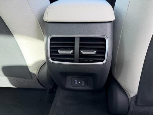 2026 Hyundai SONATA Hybrid SE