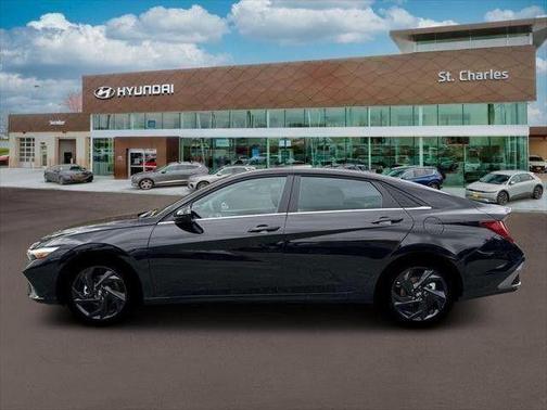 Abyss Black 2026 Hyundai ELANTRA Sport
