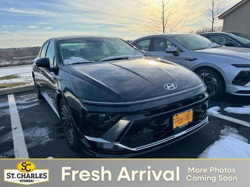 2024 Hyundai SONATA Hybrid Limited
