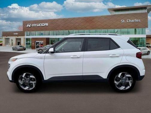 Lunar White 2026 Hyundai VENUE SEL