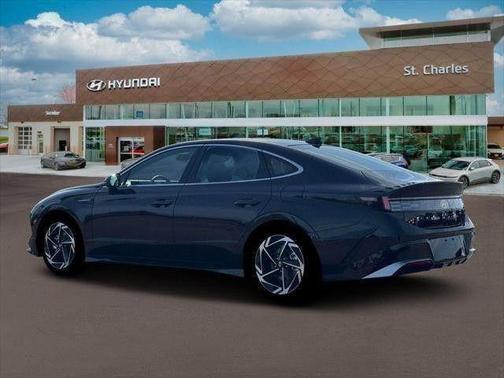 Abyss Black 2026 Hyundai SONATA SEL