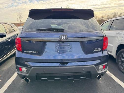2023 Honda Passport AWD Elite