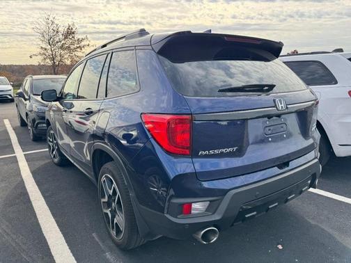 2023 Honda Passport AWD Elite