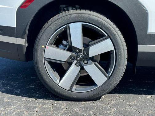 2025 Hyundai SANTA FE Limited