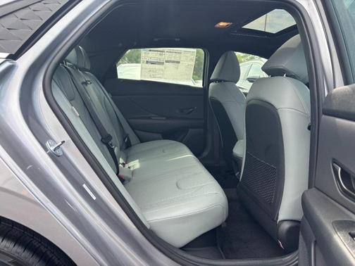 2025 Hyundai ELANTRA HEV Limited