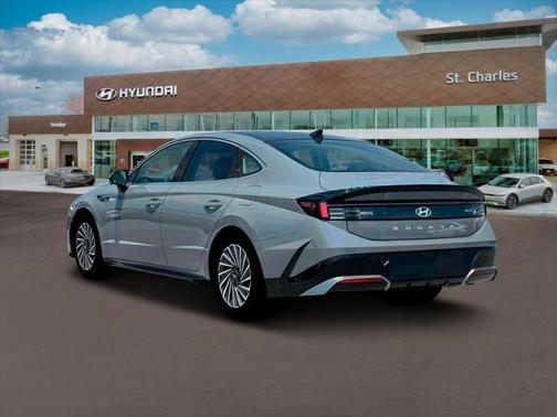 2025 Hyundai SONATA Hybrid Limited