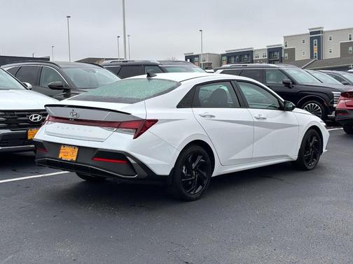 2026 Hyundai ELANTRA Sport