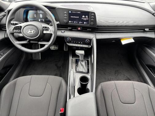 2026 Hyundai ELANTRA Sport