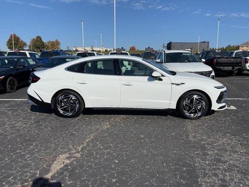 2026 Hyundai SONATA SEL