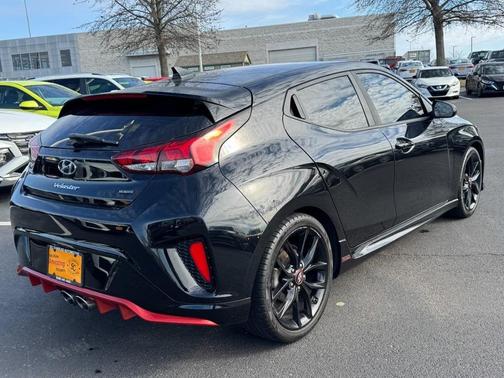 2020 Hyundai Veloster Base