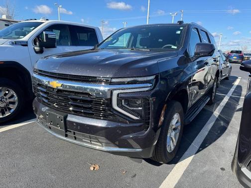 2025 Chevrolet Tahoe LS