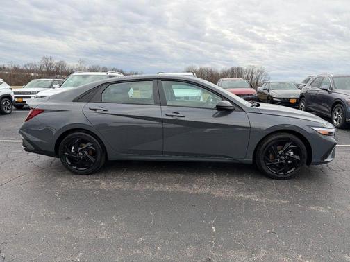 2026 Hyundai ELANTRA Sport