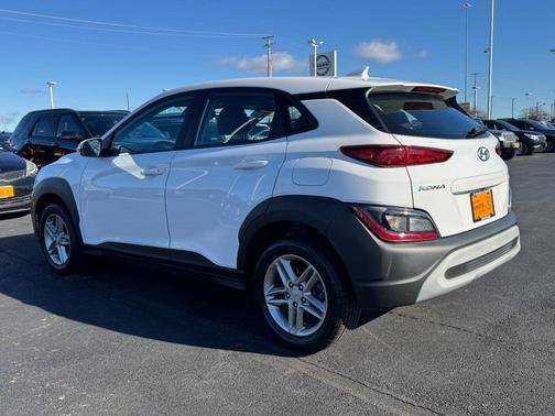 2023 Hyundai KONA SE