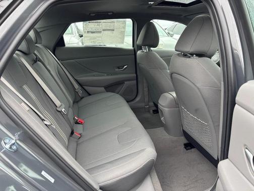 2026 Hyundai ELANTRA Sport