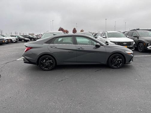 2026 Hyundai ELANTRA Sport